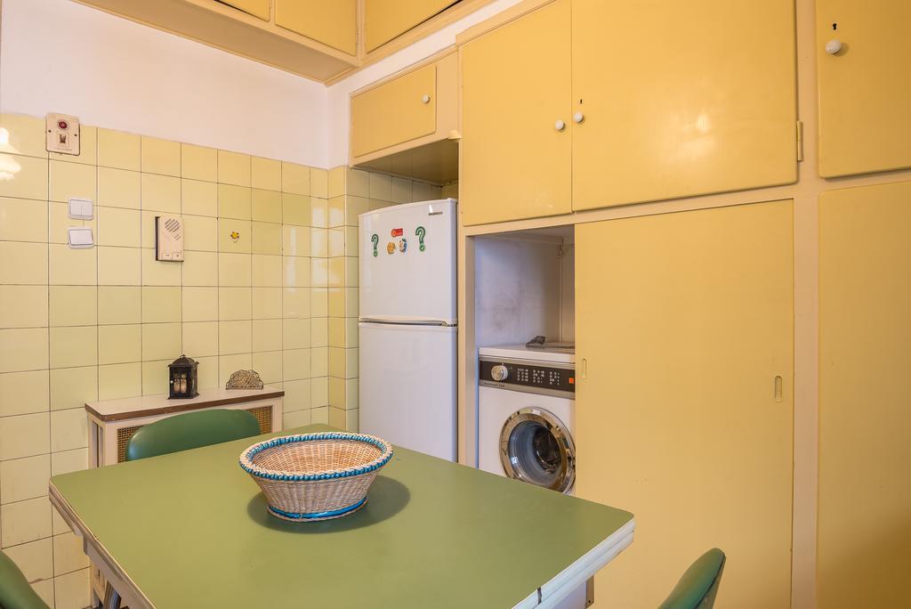 Victoria Dream Apartments アテネ エクステリア 写真